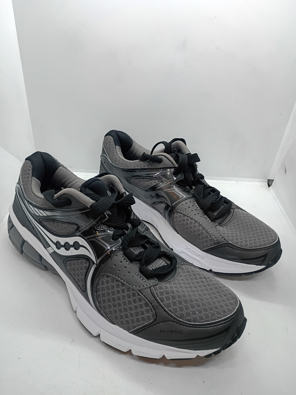 Saucony Mystic Running Shoes  Gray Black Size 9